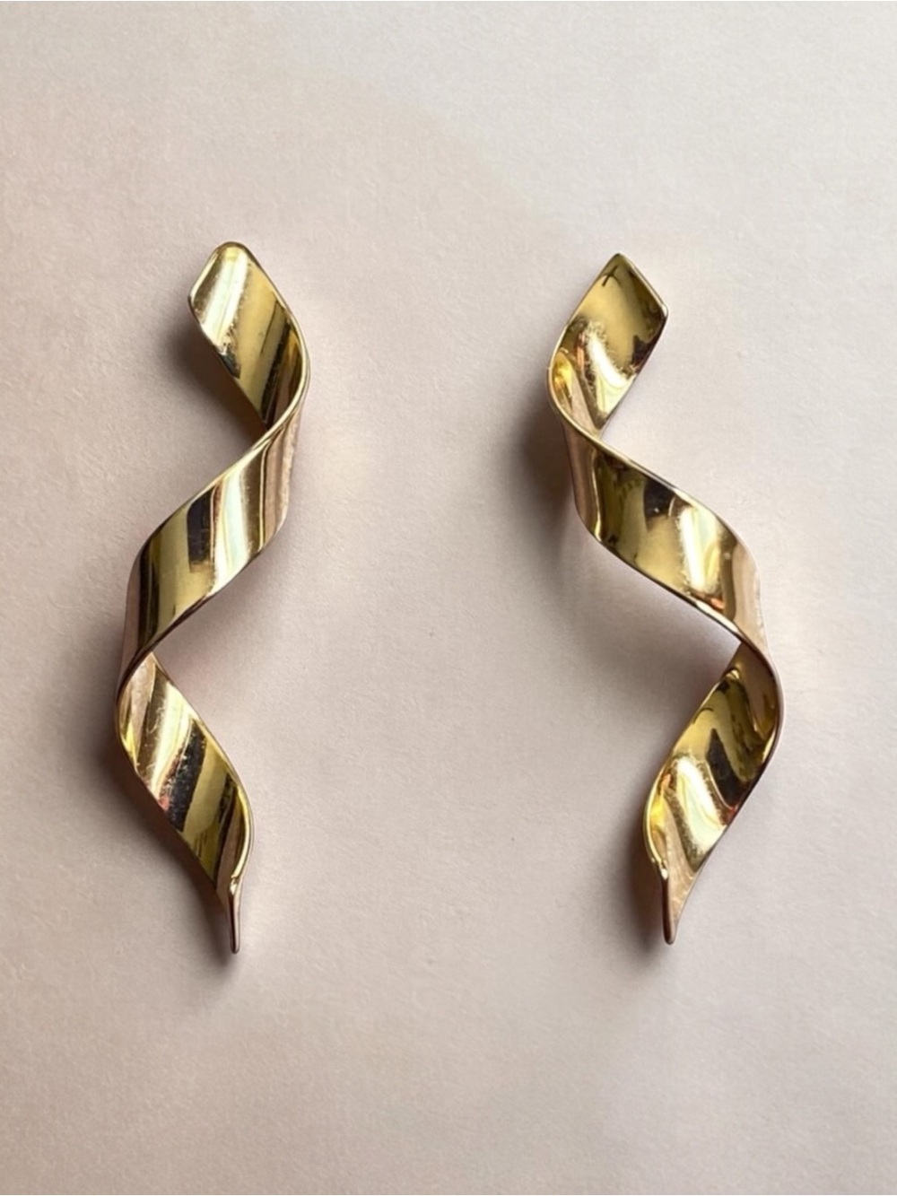 Chic Gold Spiral Swirl Drop Earrings